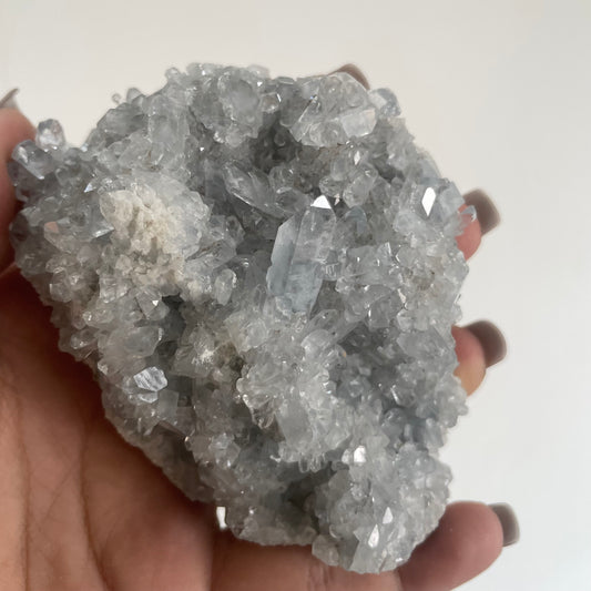 Celestite Geode Opt C: 18.2 oz